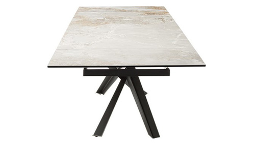 Трапезна маса ТЕСЕРО