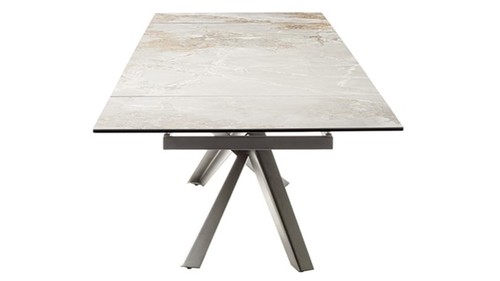 Трапезна маса ТЕСЕРО