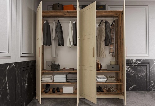 Четирикрилен Гардероб ФИАСКО