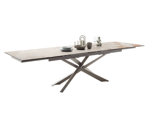 Трапезна маса ТЕСЕРО